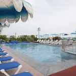 Szálloda Elpiro Lido di Jesolo