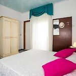 Elpiro Szálloda 4*
