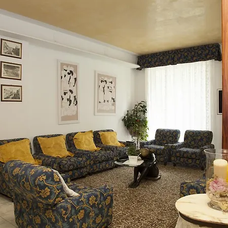 Szálloda Elpiro Lido di Jesolo