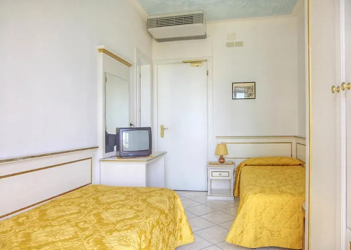 Elpiro فندق ليدو دي يسولو