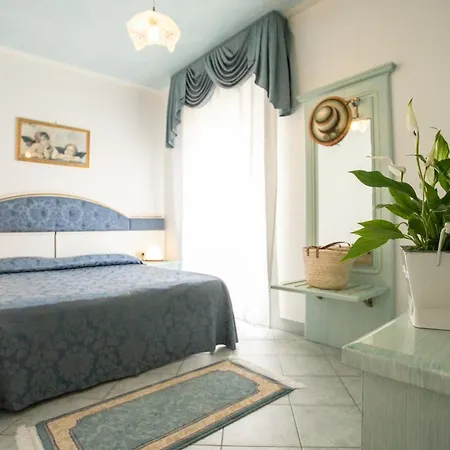 Elpiro ホテル リド・ディ・イエゾロ