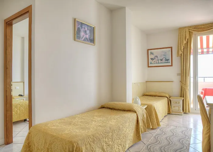 Elpiro Hotel